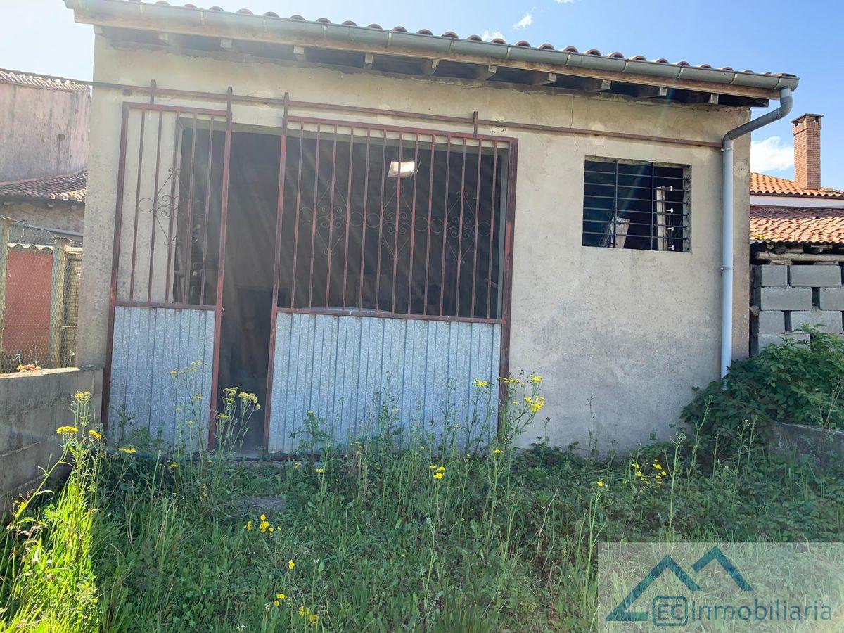 For sale of house in San Felices de Buelna