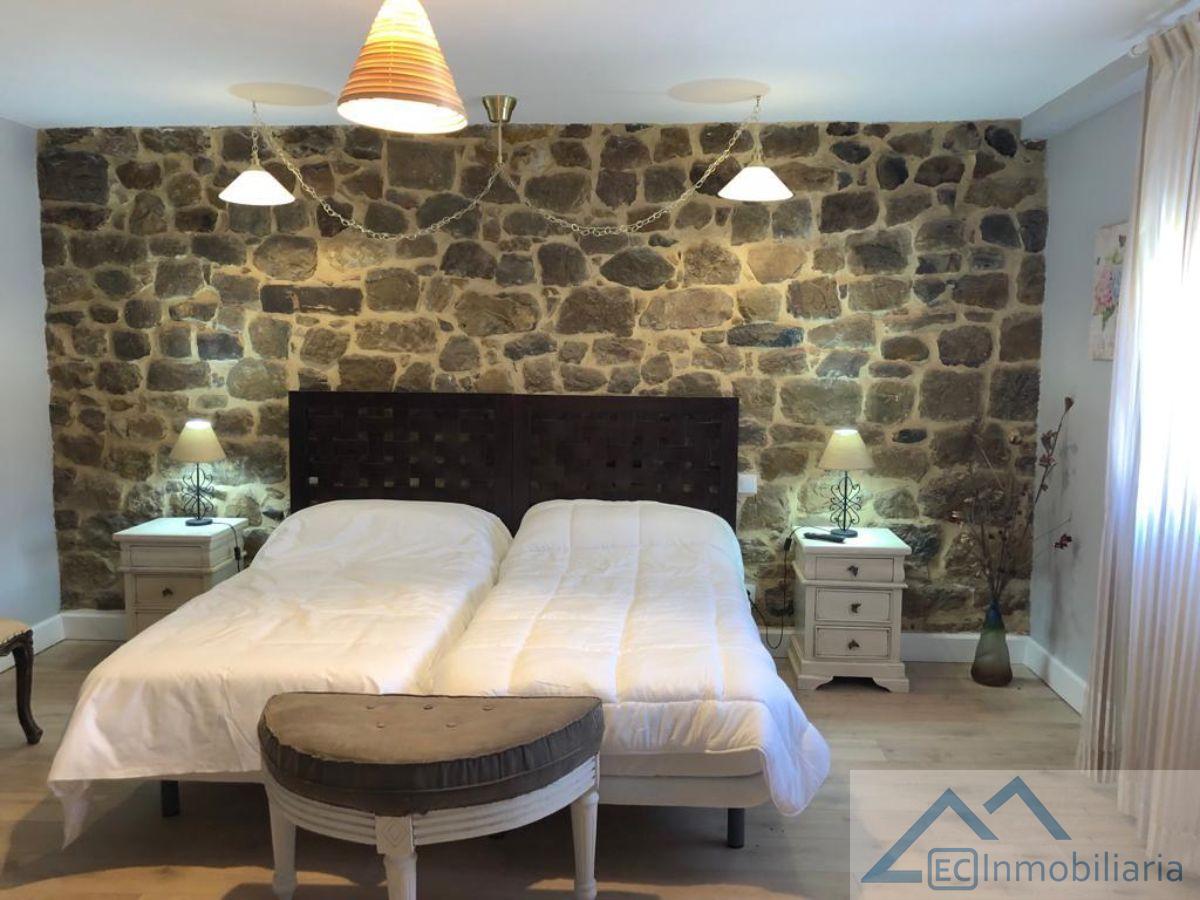 For sale of house in Campoo de Yuso