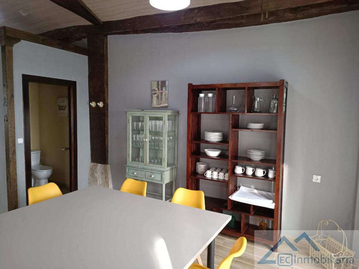 For sale of house in Campoo de Yuso