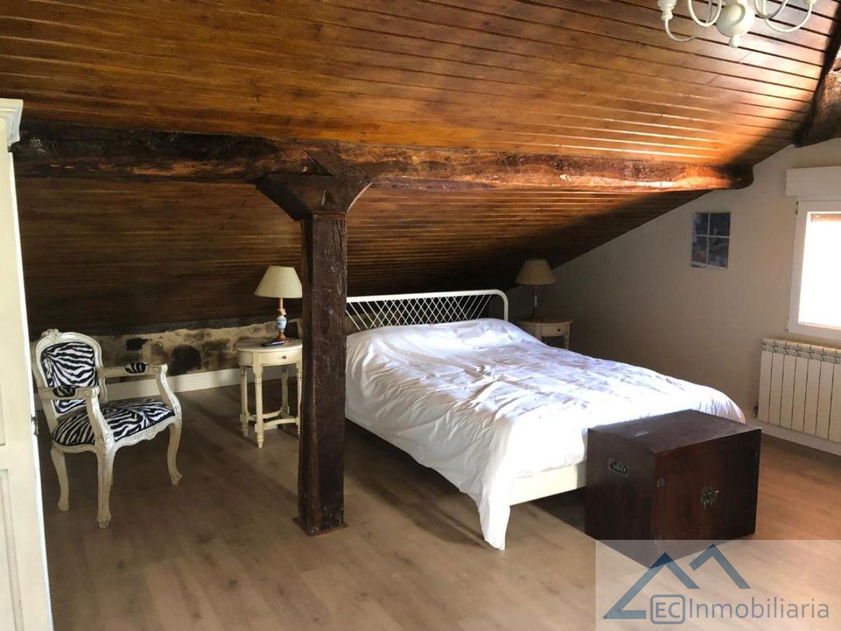 For sale of house in Campoo de Yuso