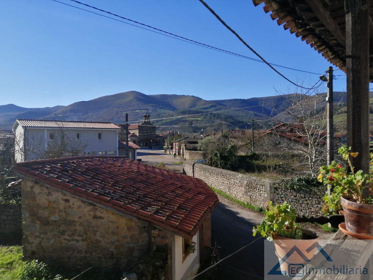 For sale of house in Cabuérniga