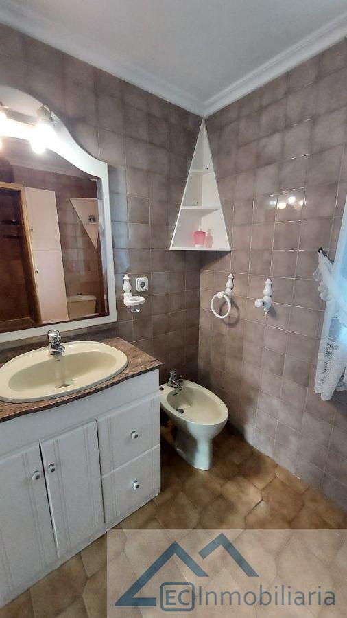 For rent of flat in Santander