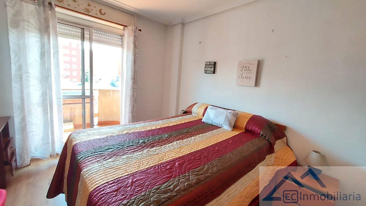 For rent of flat in Santander