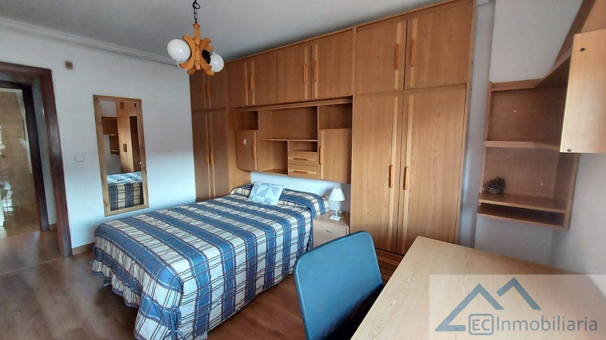 For rent of flat in Santander