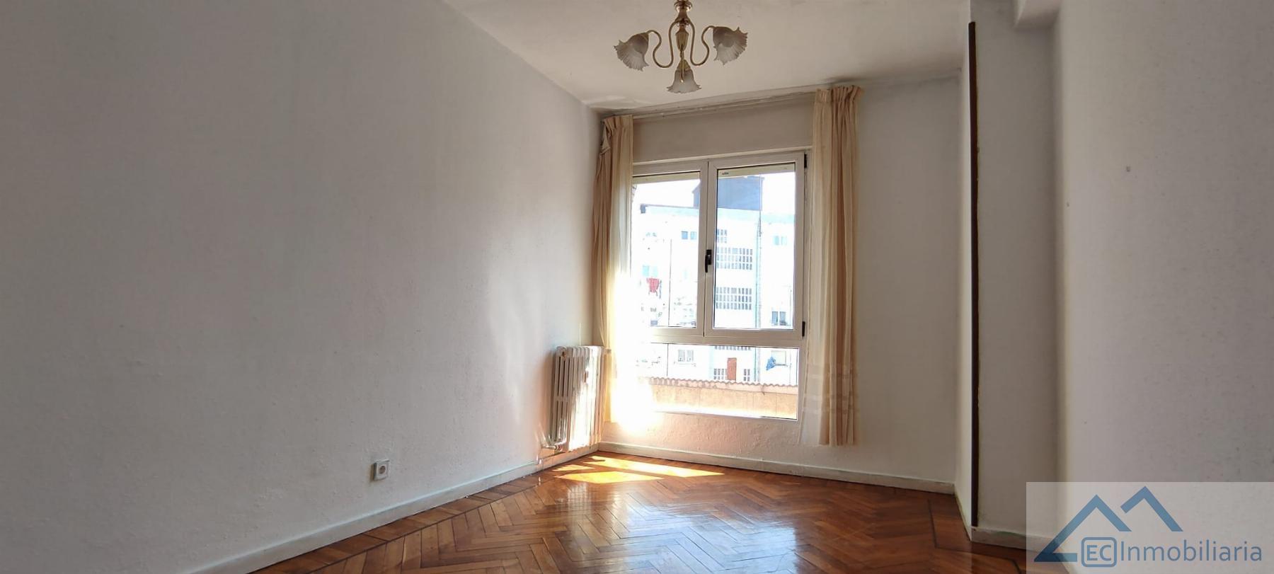 For sale of flat in Santander