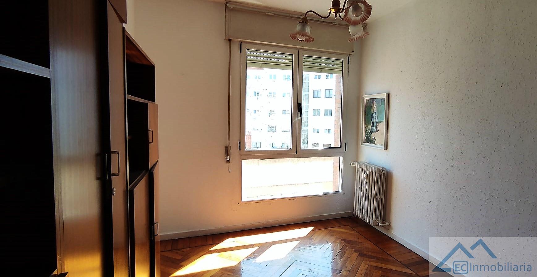 For sale of flat in Santander