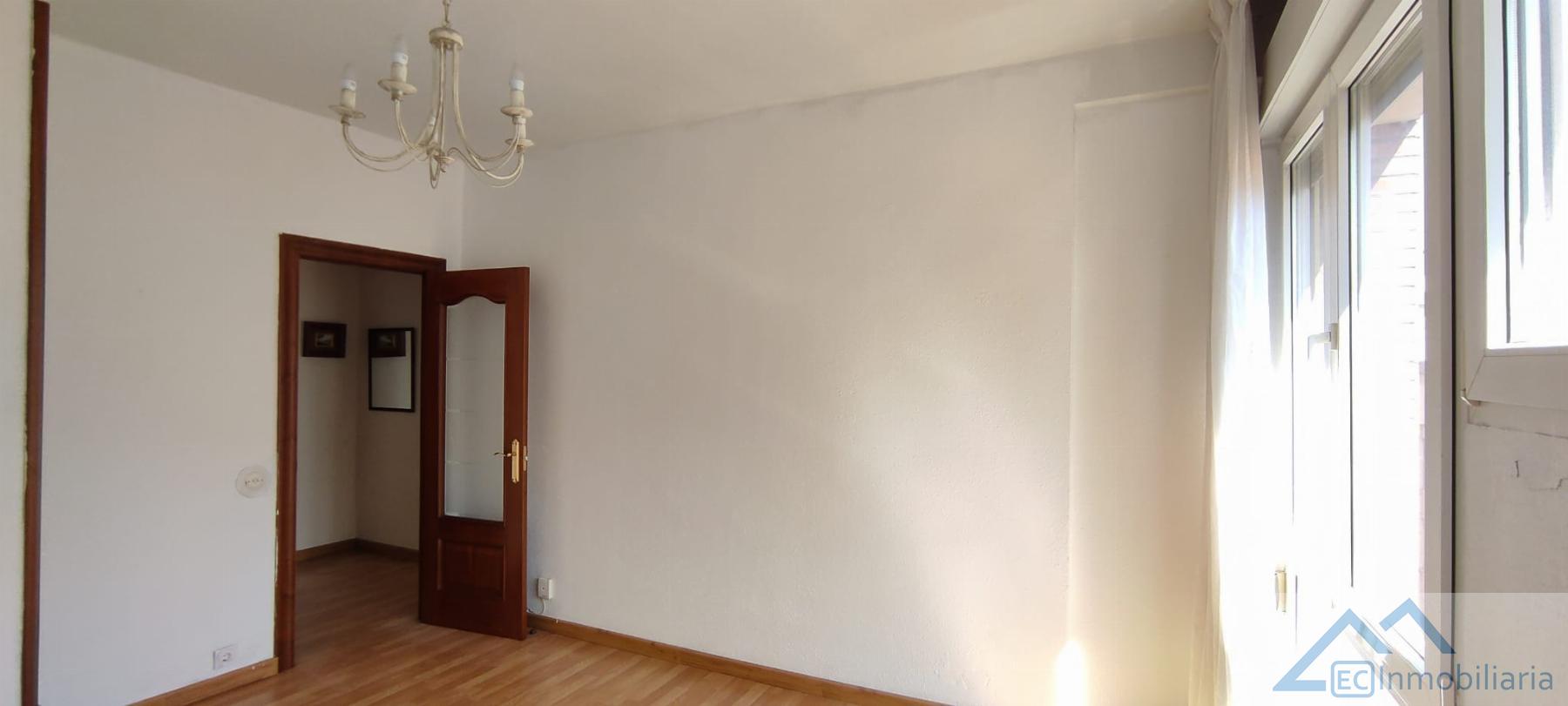 For sale of flat in Santander