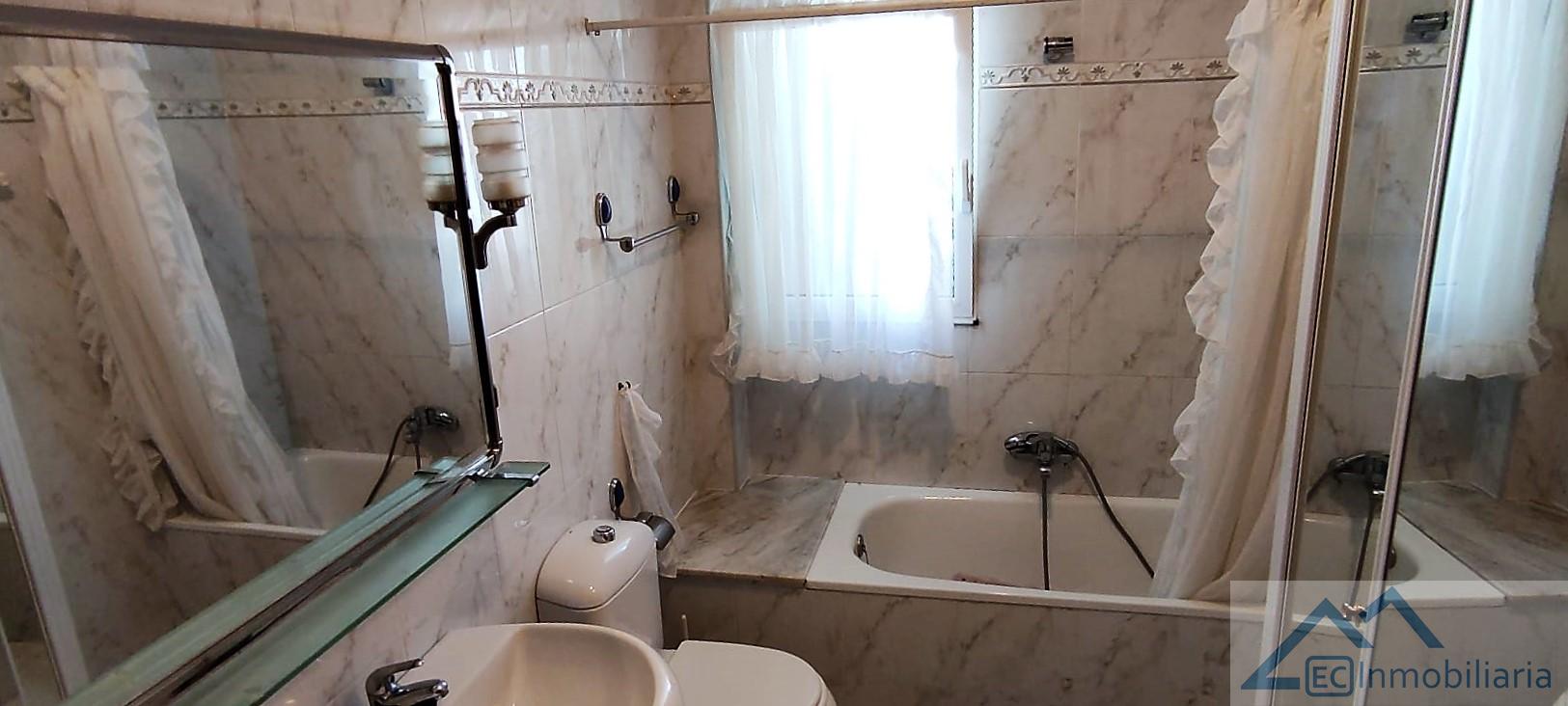 For sale of flat in Santander