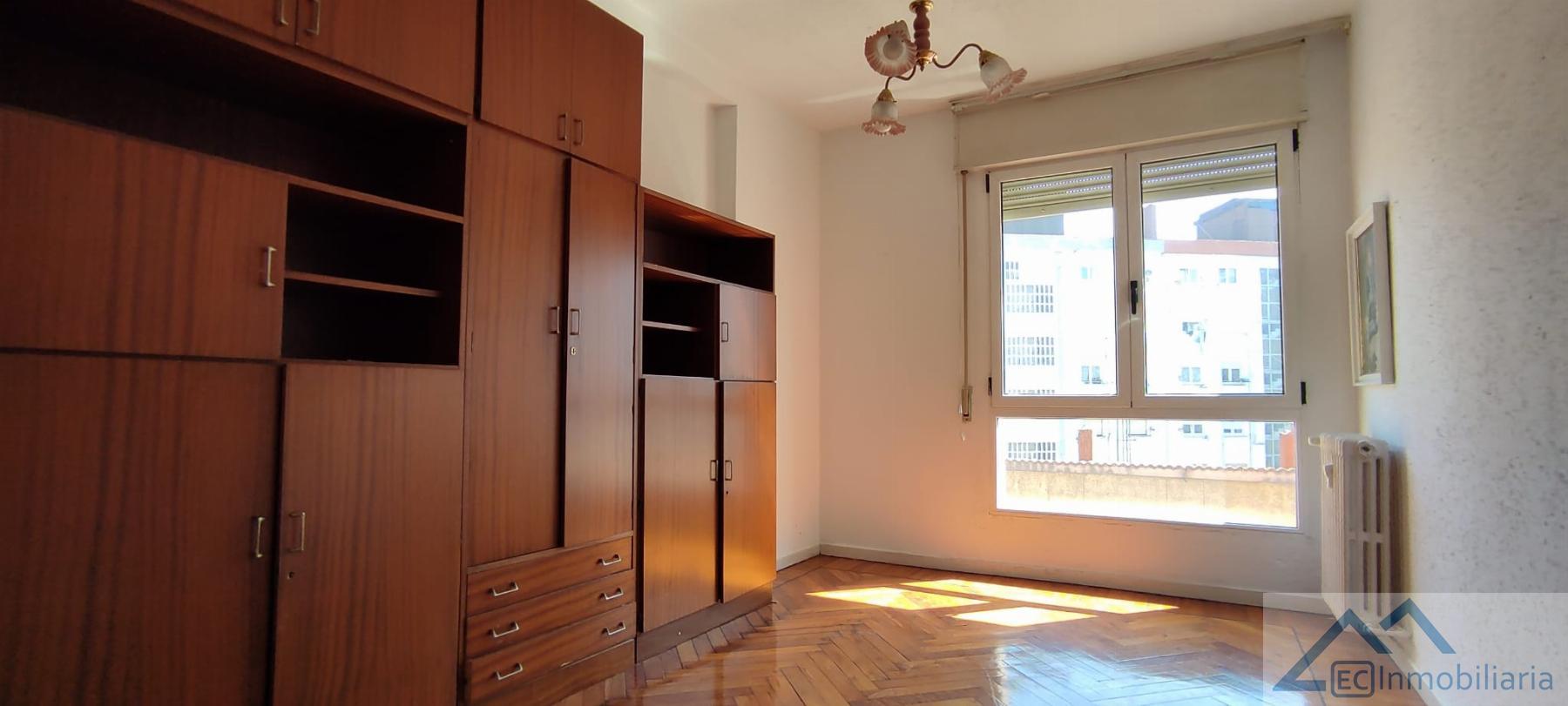 For sale of flat in Santander