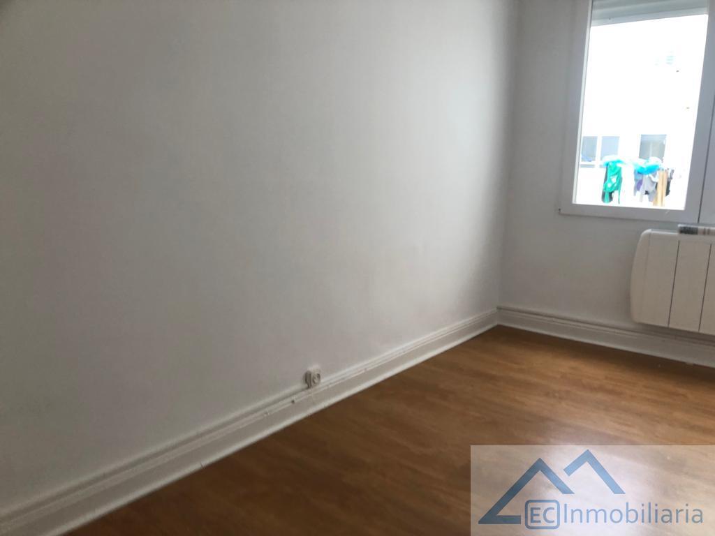 For rent of flat in Santander