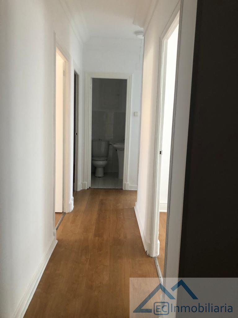 For rent of flat in Santander