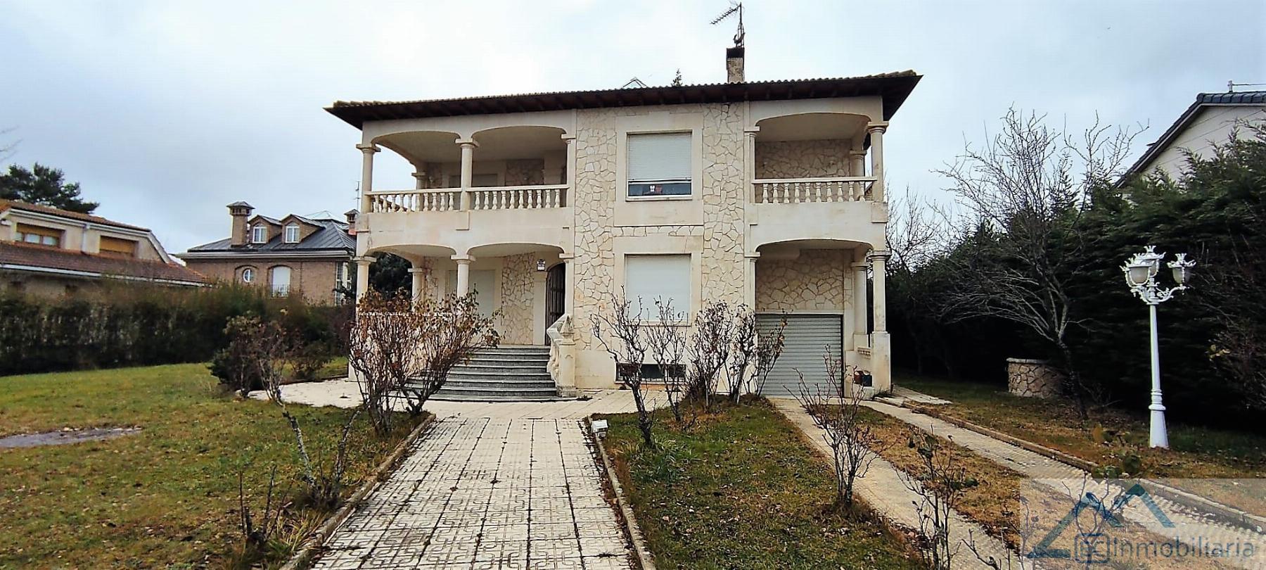 For sale of chalet in Castrillo del Val