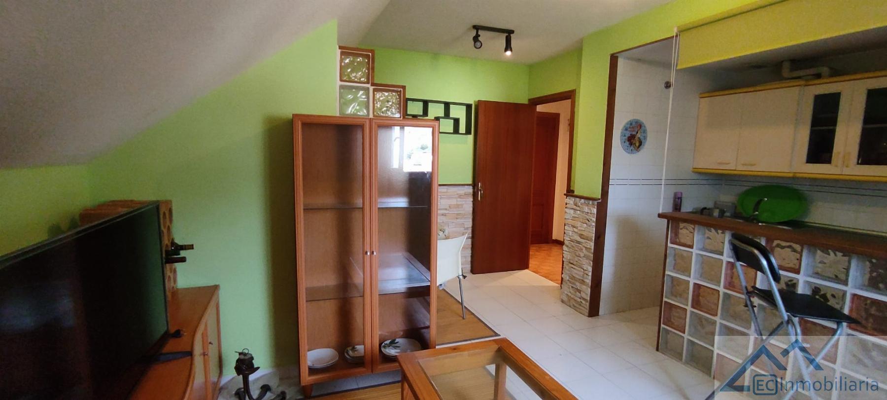 For rent of flat in Santa María de Cayón