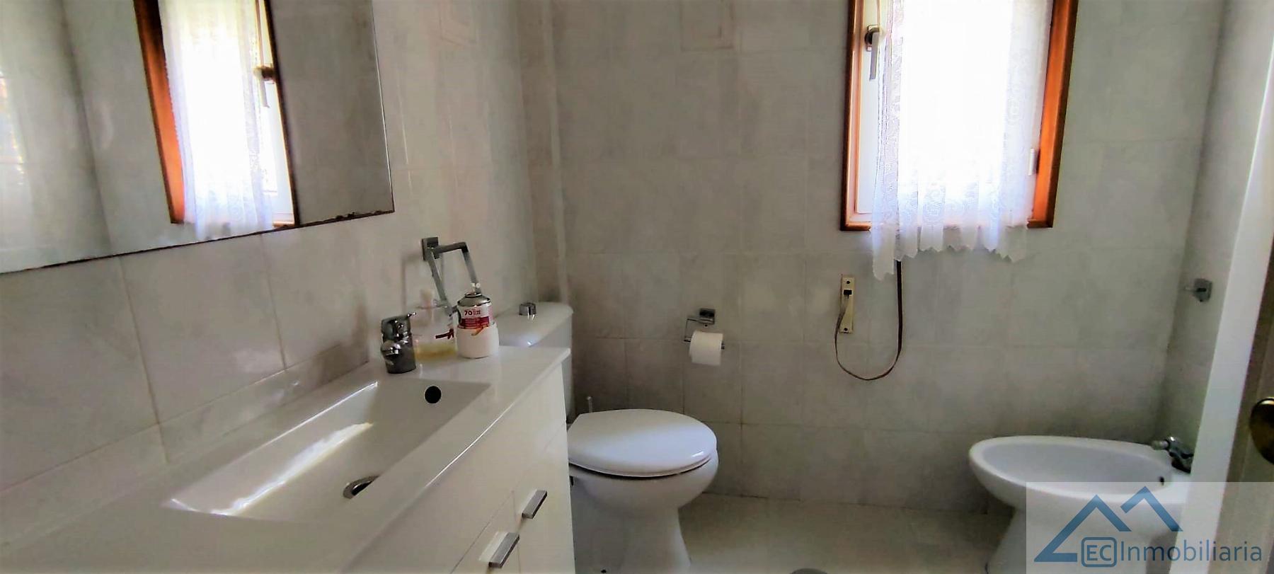 For sale of flat in Santander