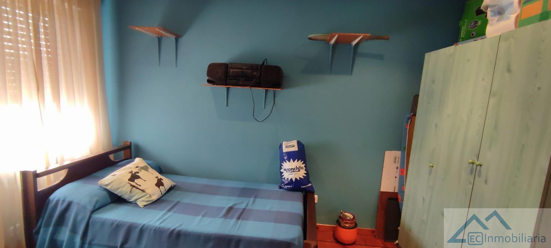 For sale of flat in Santander