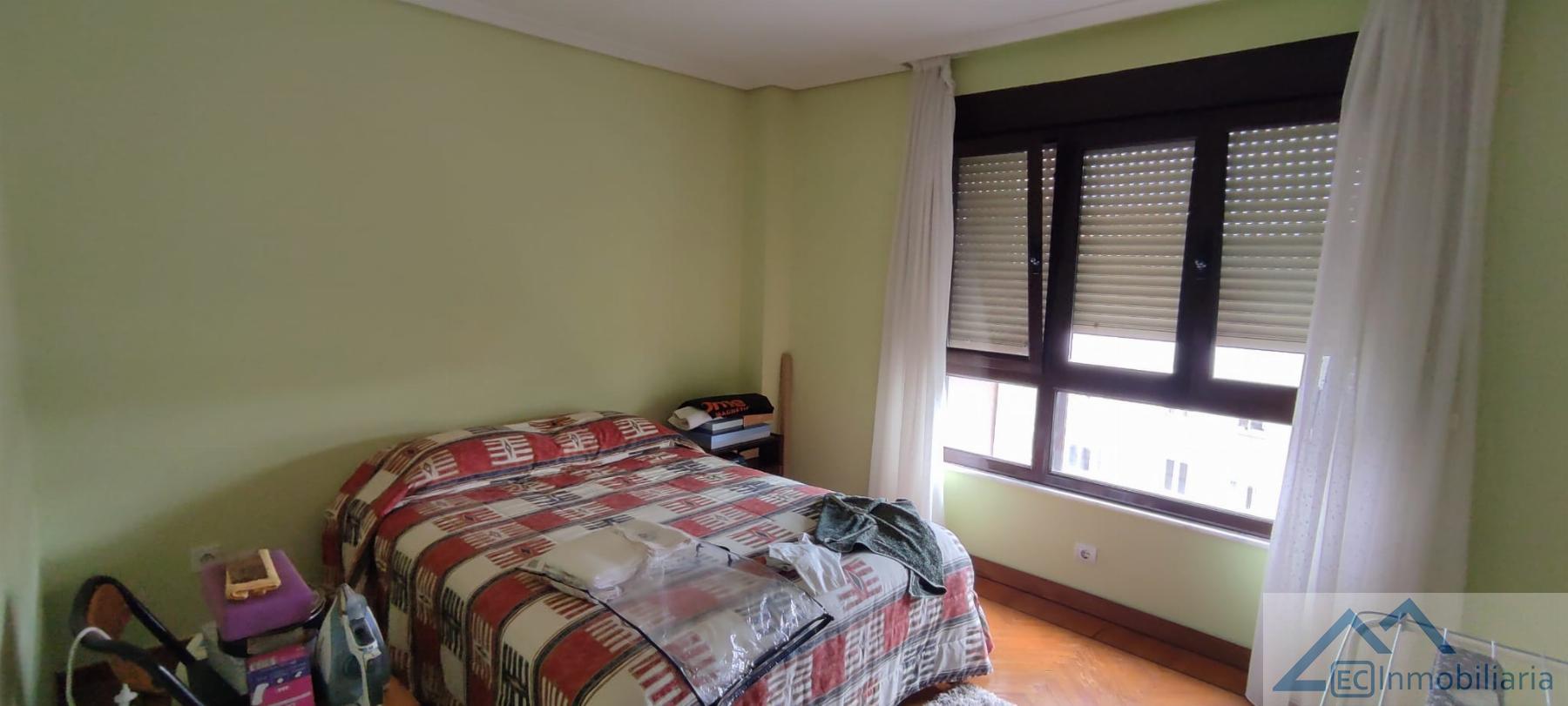 For sale of flat in Santander