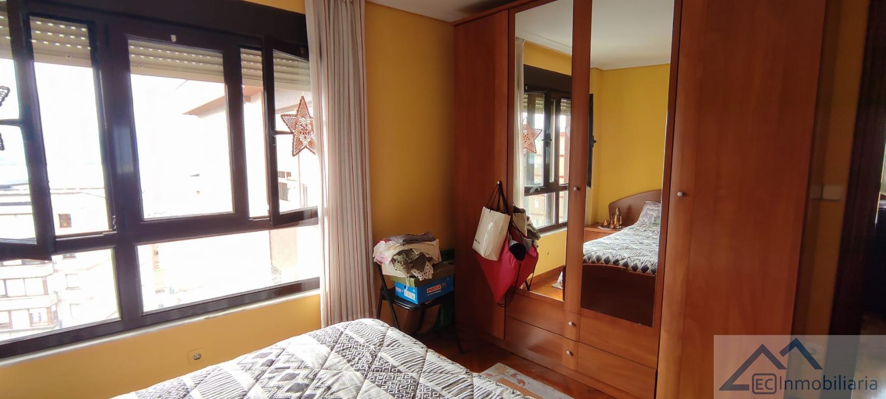 For sale of flat in Santander