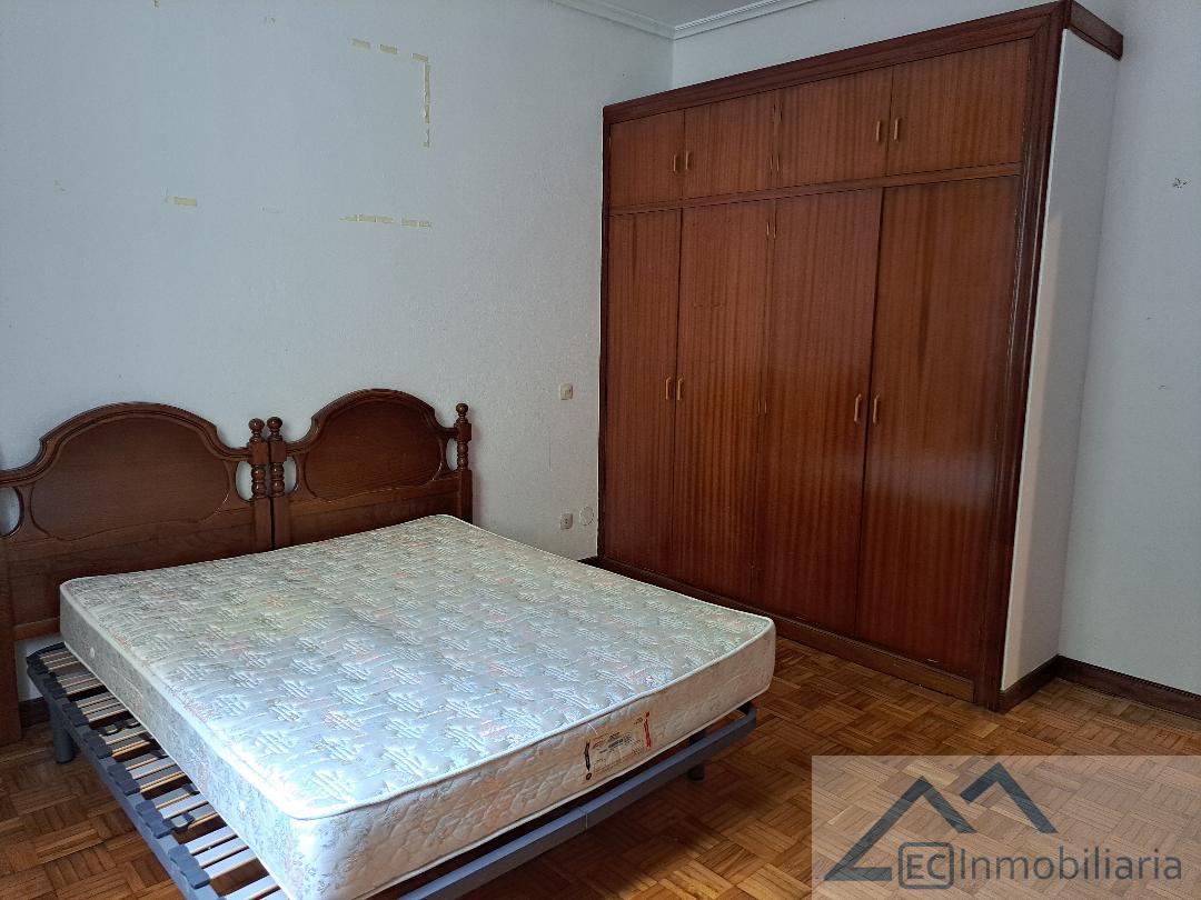 For sale of flat in Santander