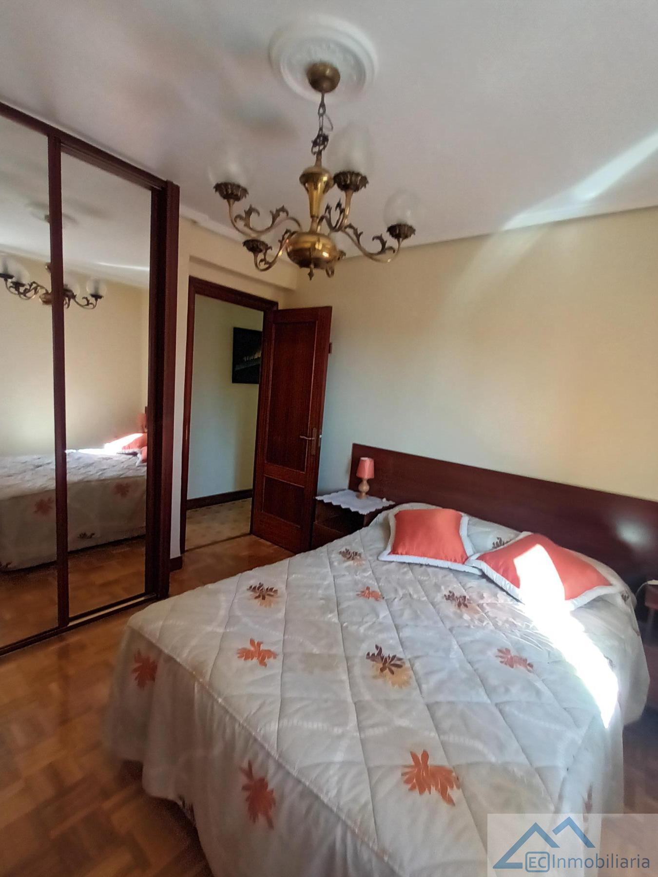 For sale of flat in Santander