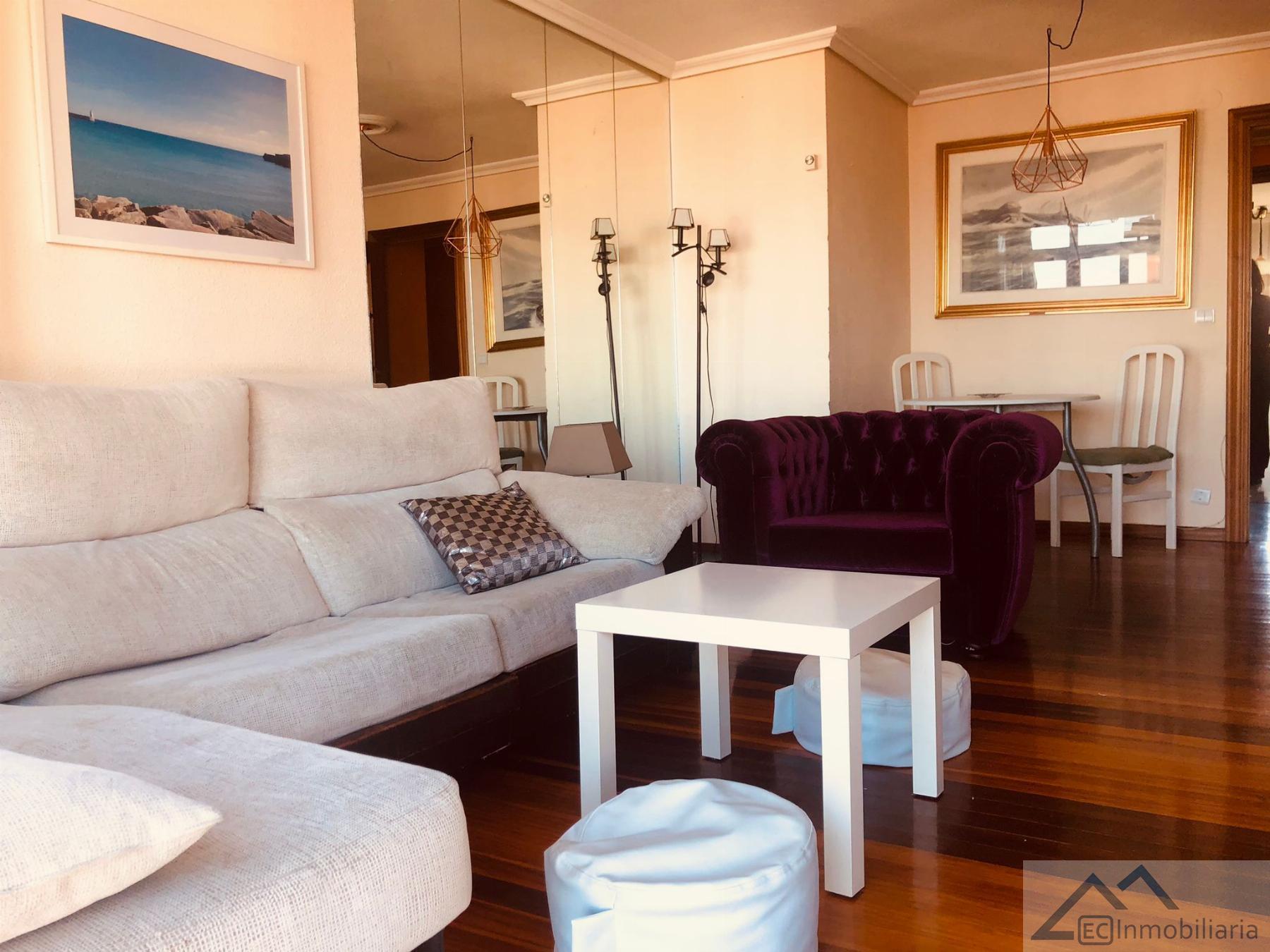 For rent of flat in Santander