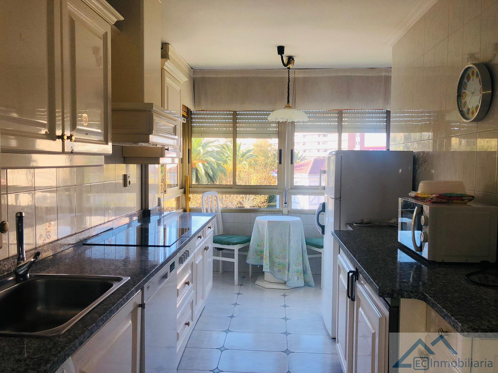 For rent of flat in Santander