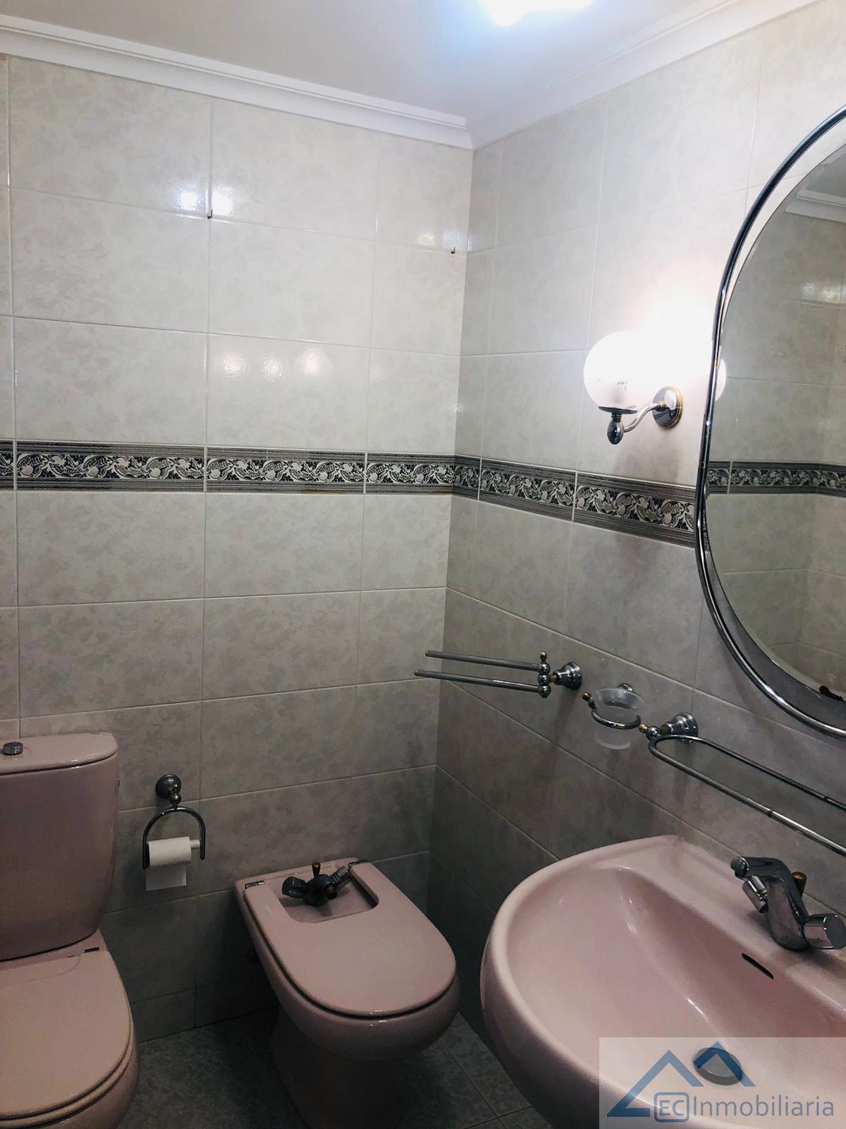 For rent of flat in Santander