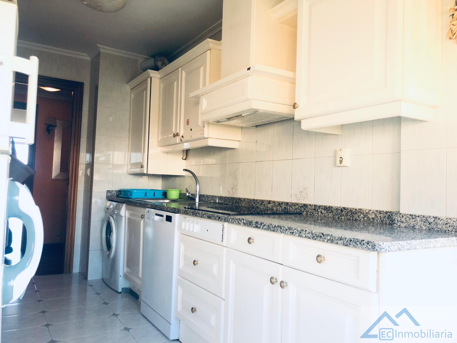 For rent of flat in Santander