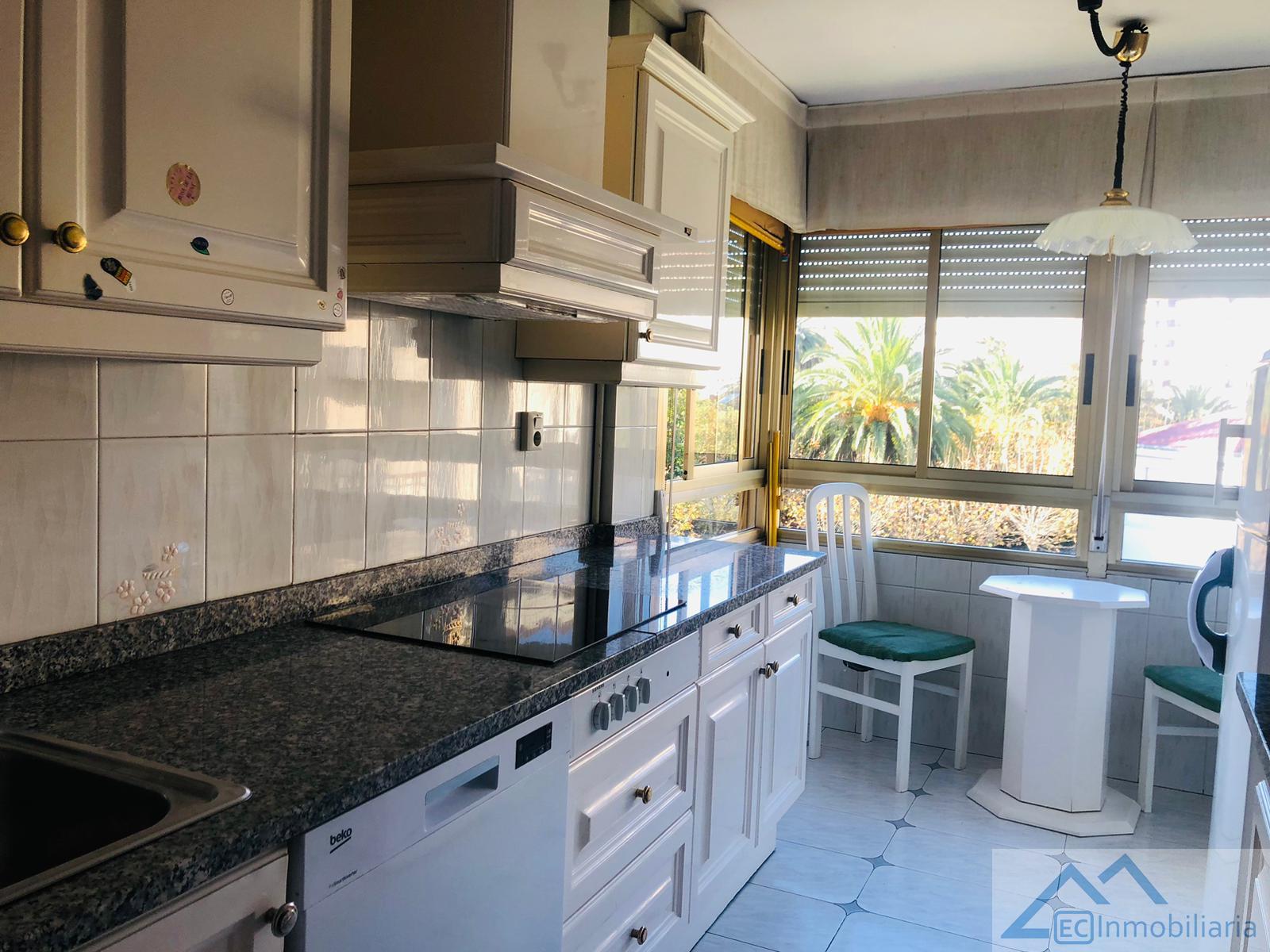 For rent of flat in Santander
