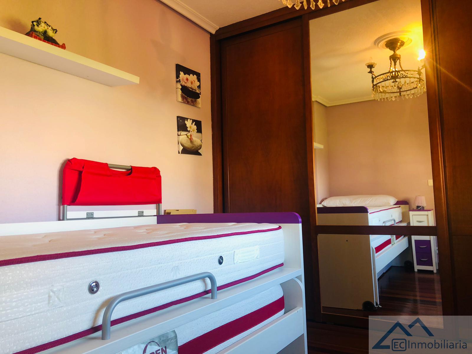 For rent of flat in Santander
