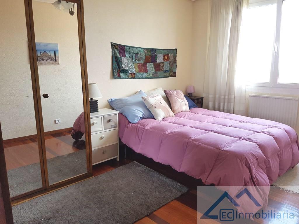 For rent of flat in Santander