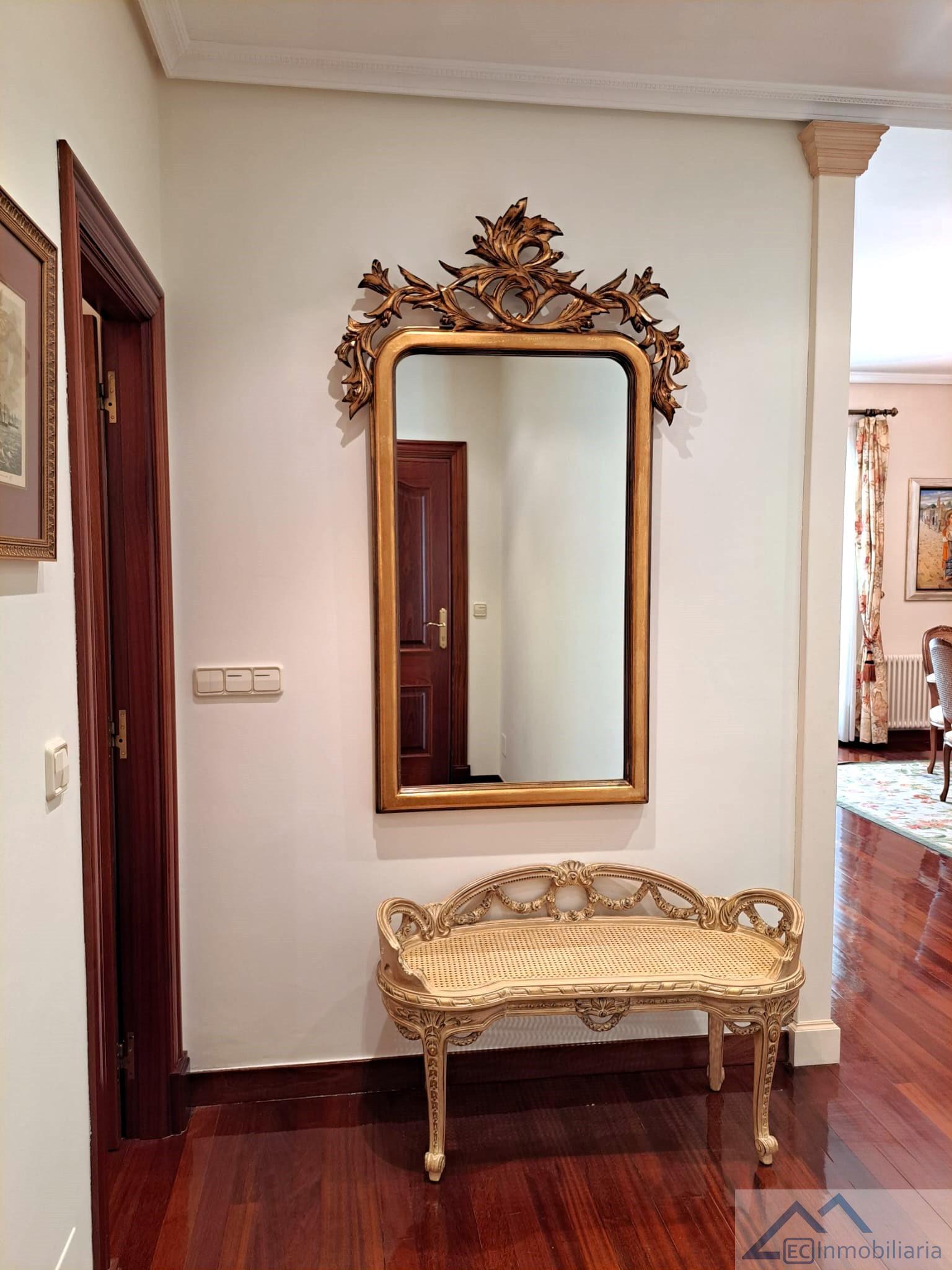 For sale of flat in Santander