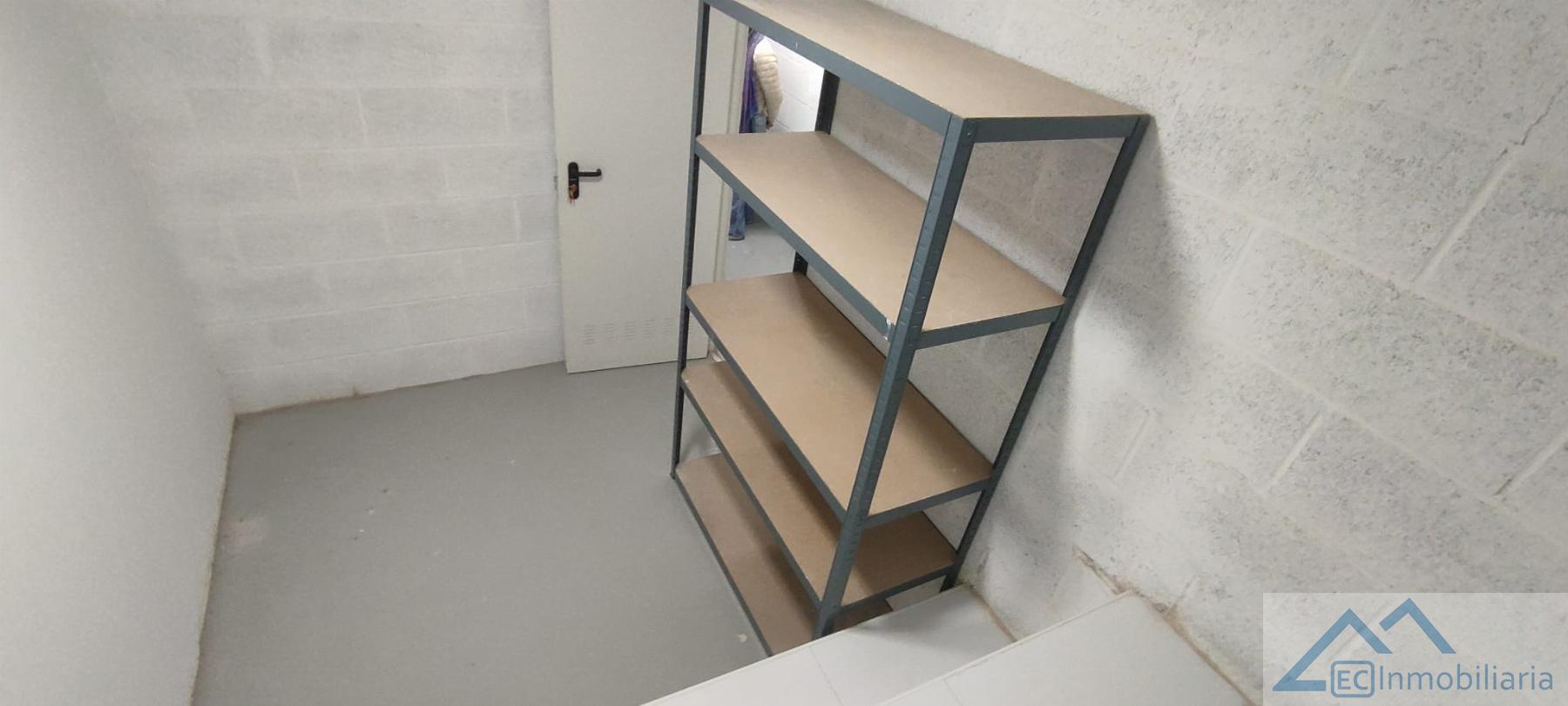 For sale of storage room in Santander