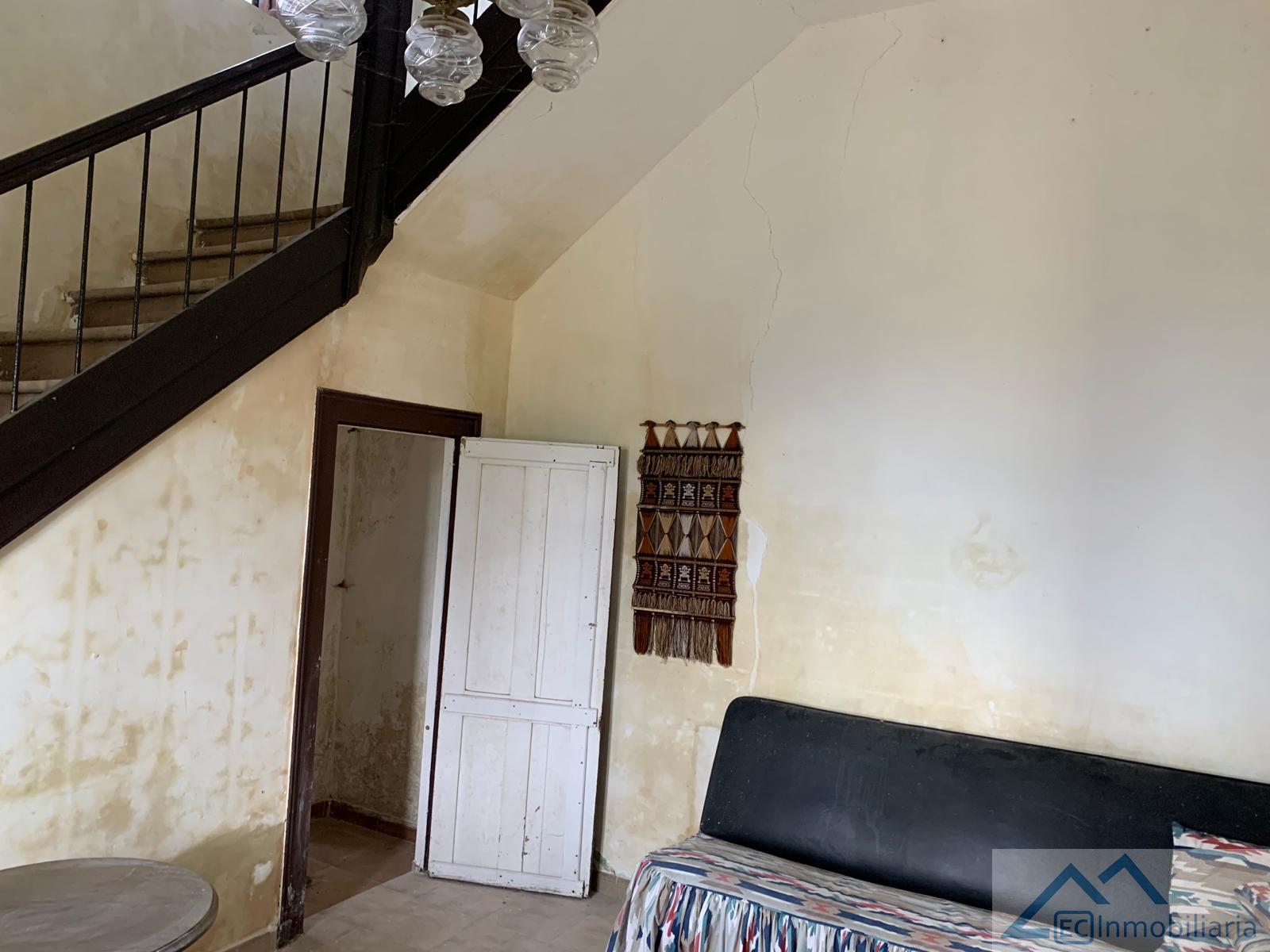 For sale of rural property in Villaescusa