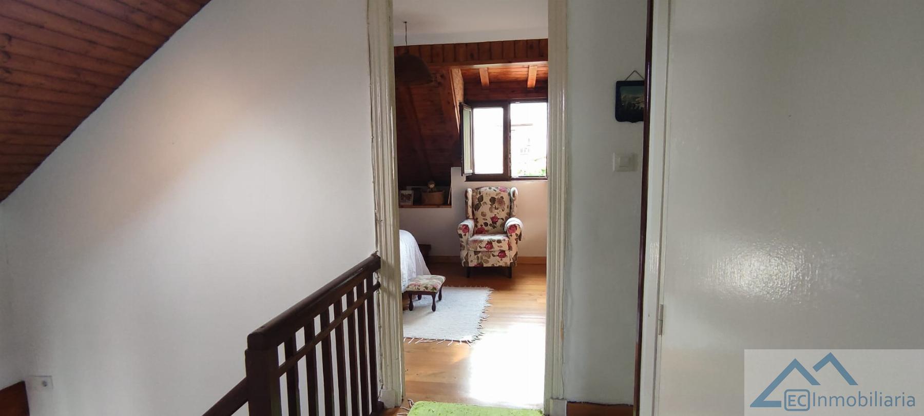 For sale of house in Puente Viesgo