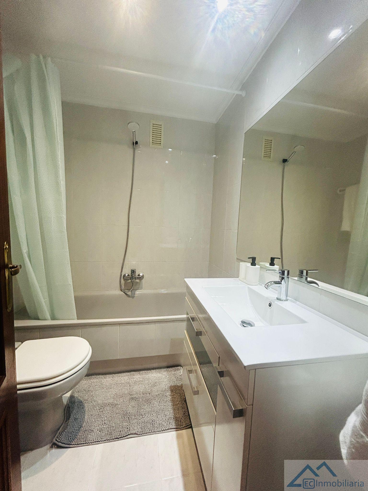 For rent of flat in Santander