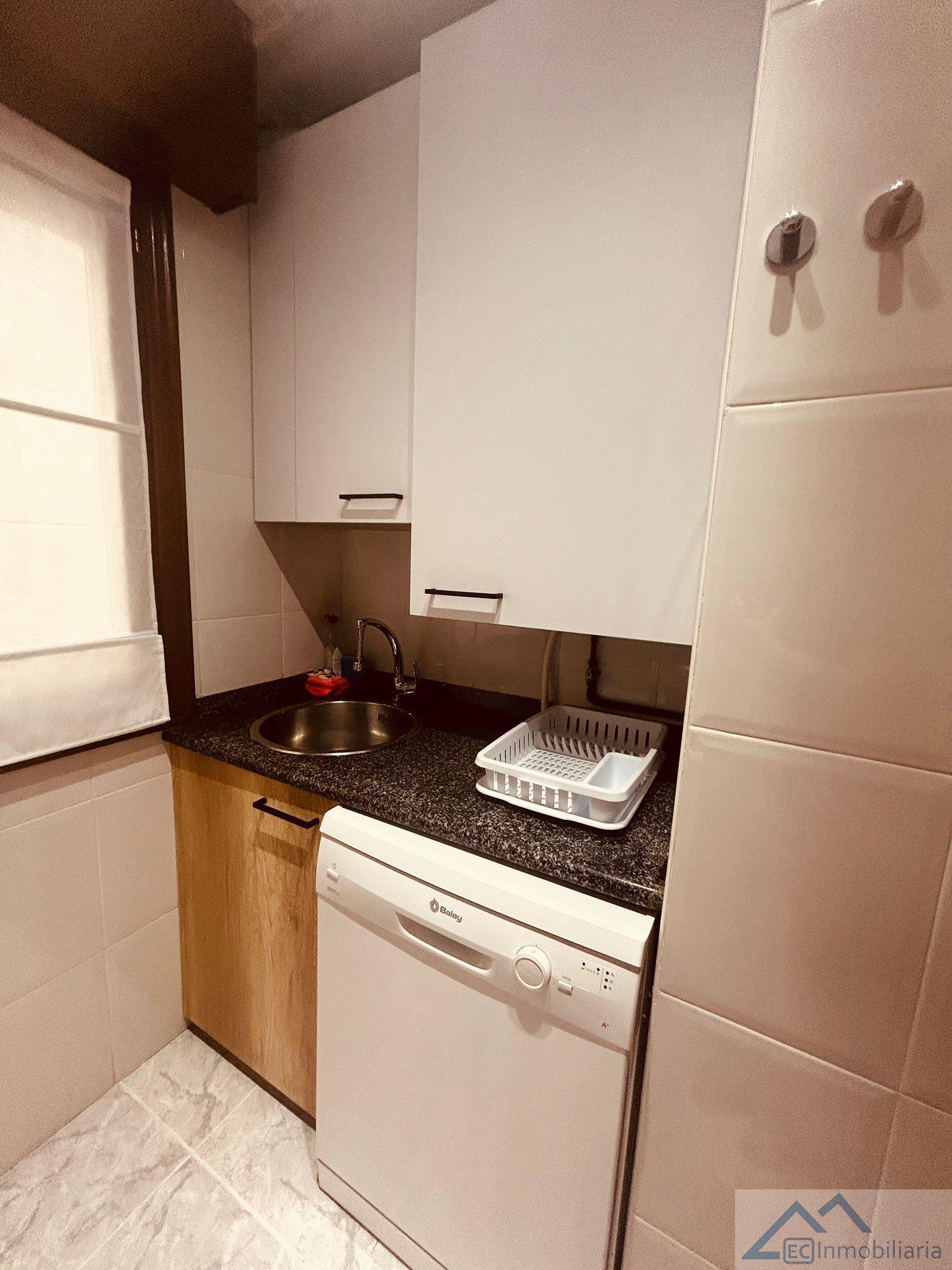 For rent of flat in Santander