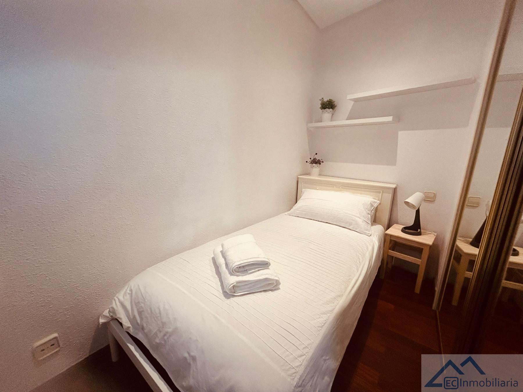 For rent of flat in Santander
