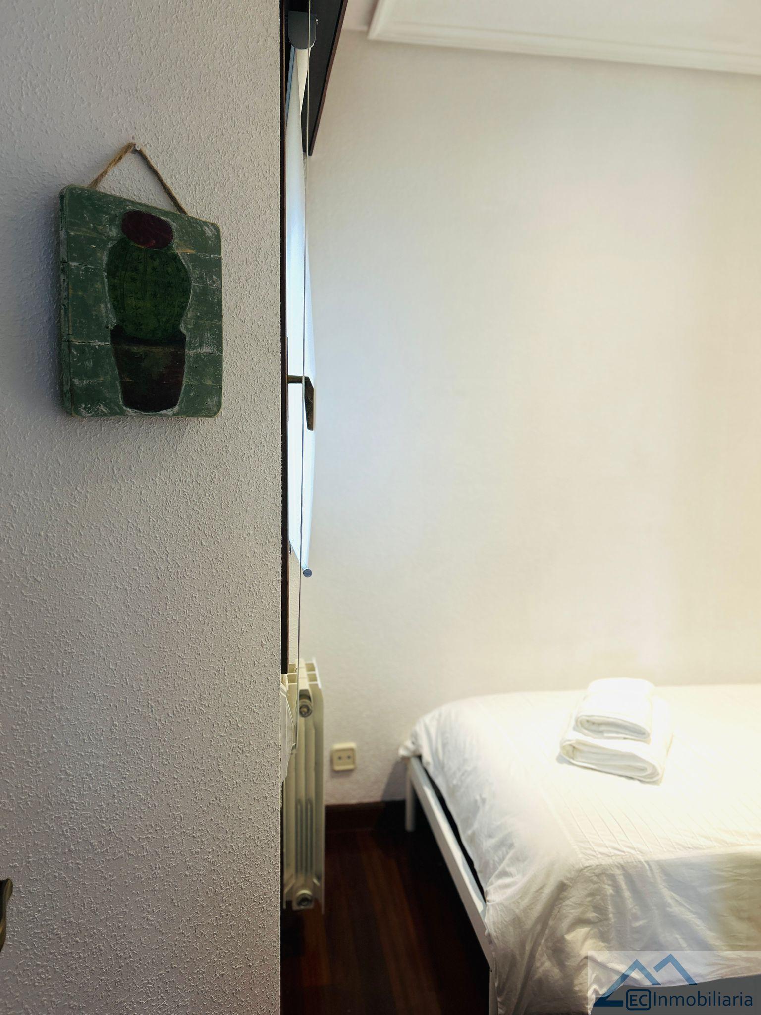 For rent of flat in Santander