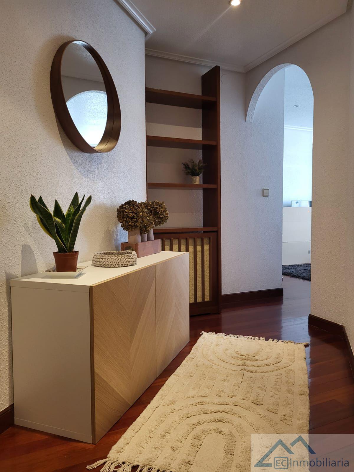 For rent of flat in Santander