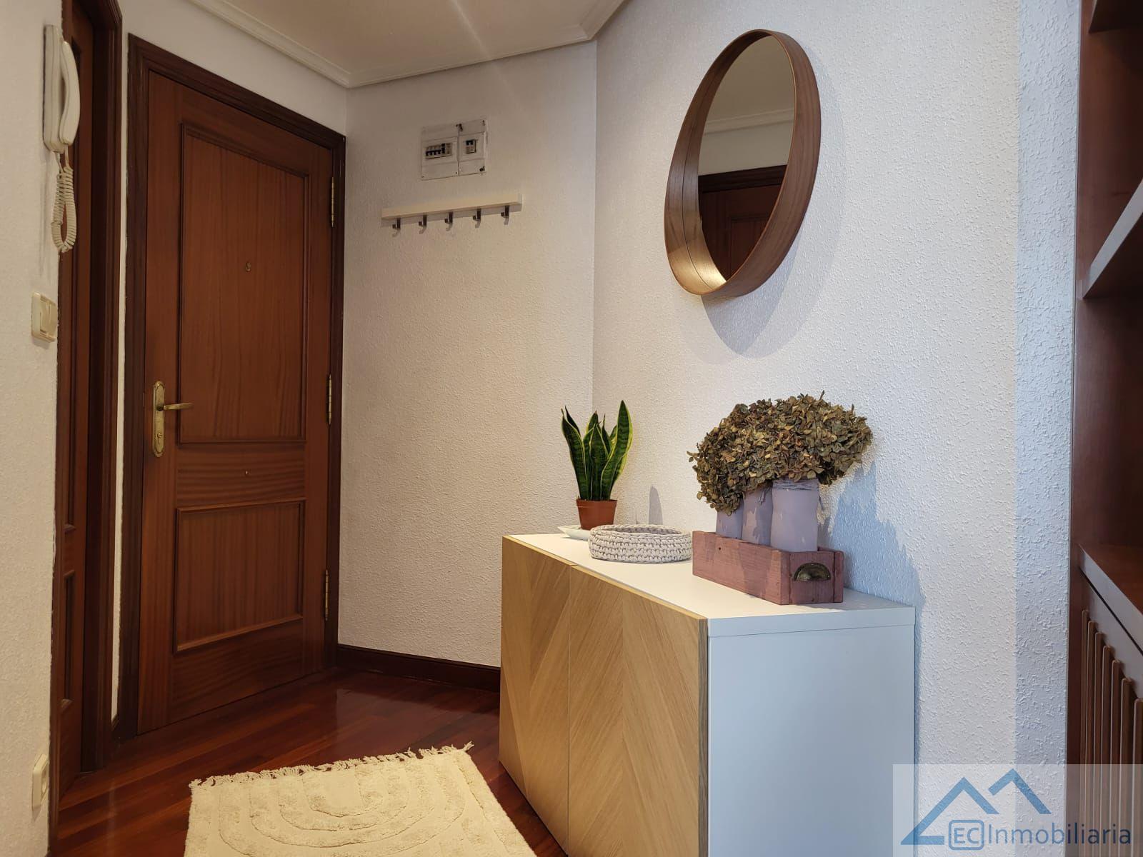 For rent of flat in Santander