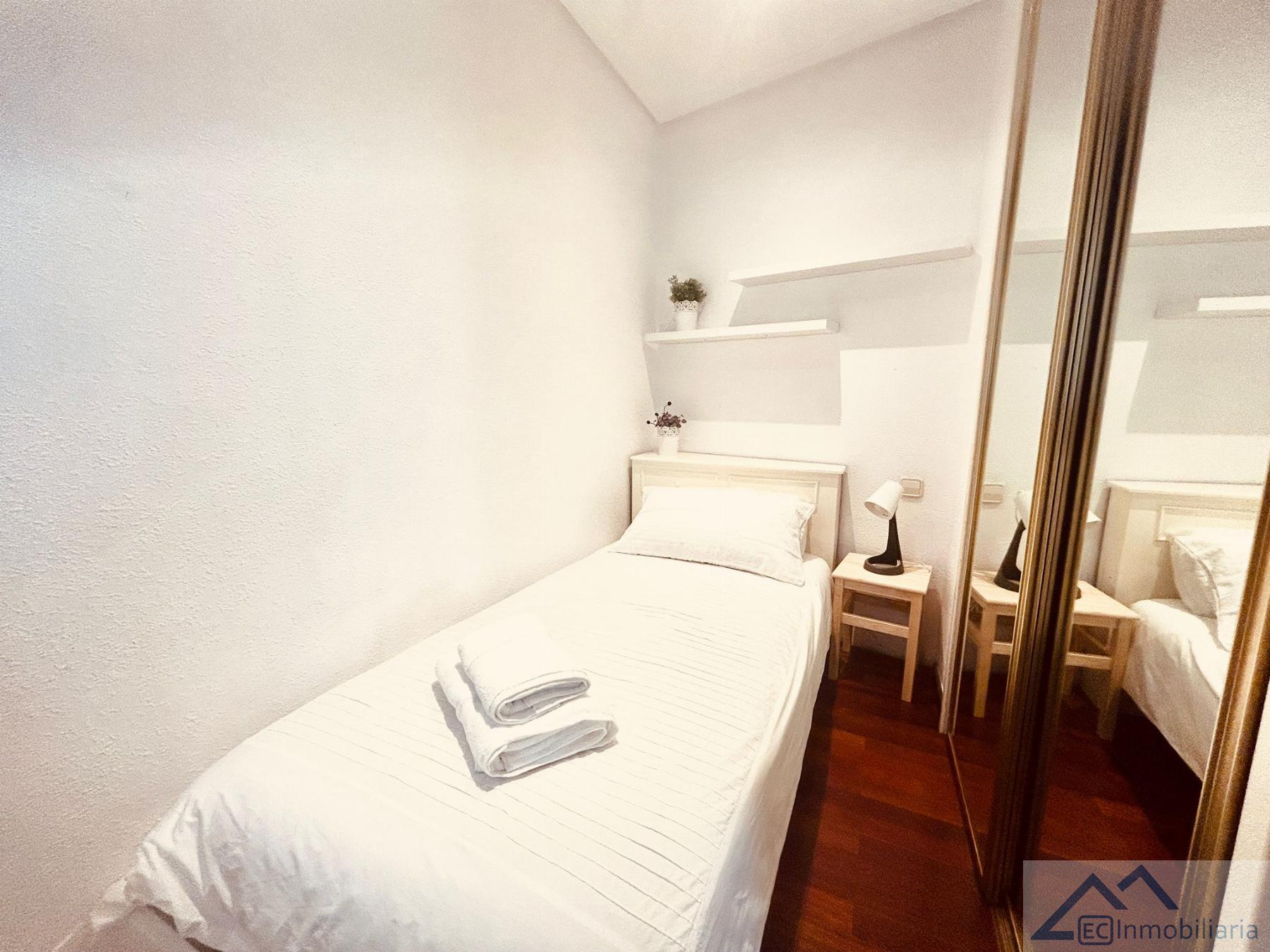 For rent of flat in Santander