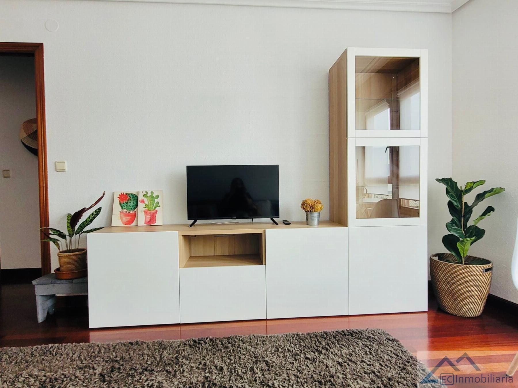 For rent of flat in Santander