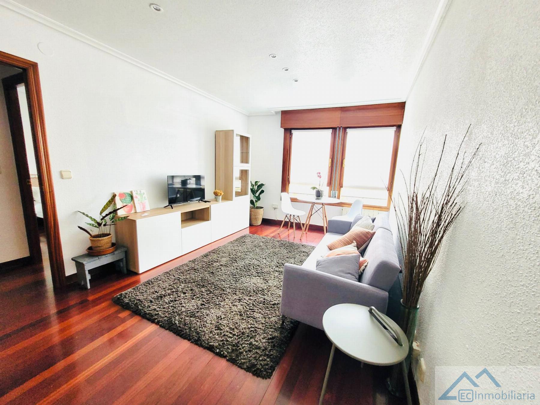 For rent of flat in Santander