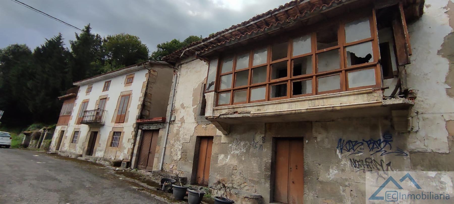 For sale of house in Corvera de Toranzo