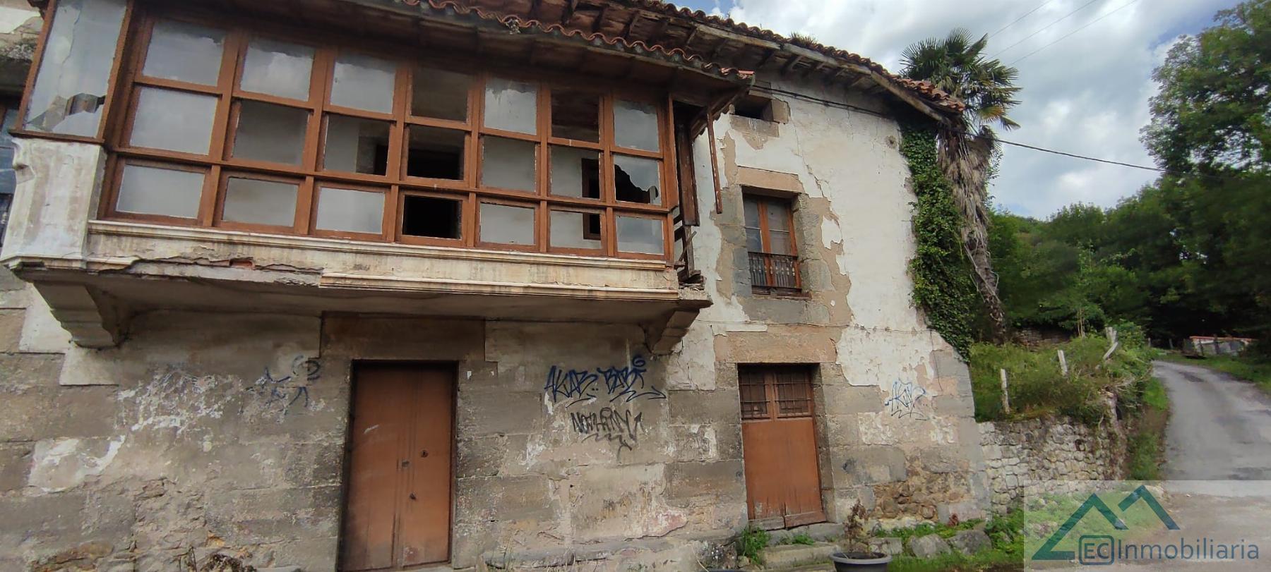 For sale of house in Corvera de Toranzo
