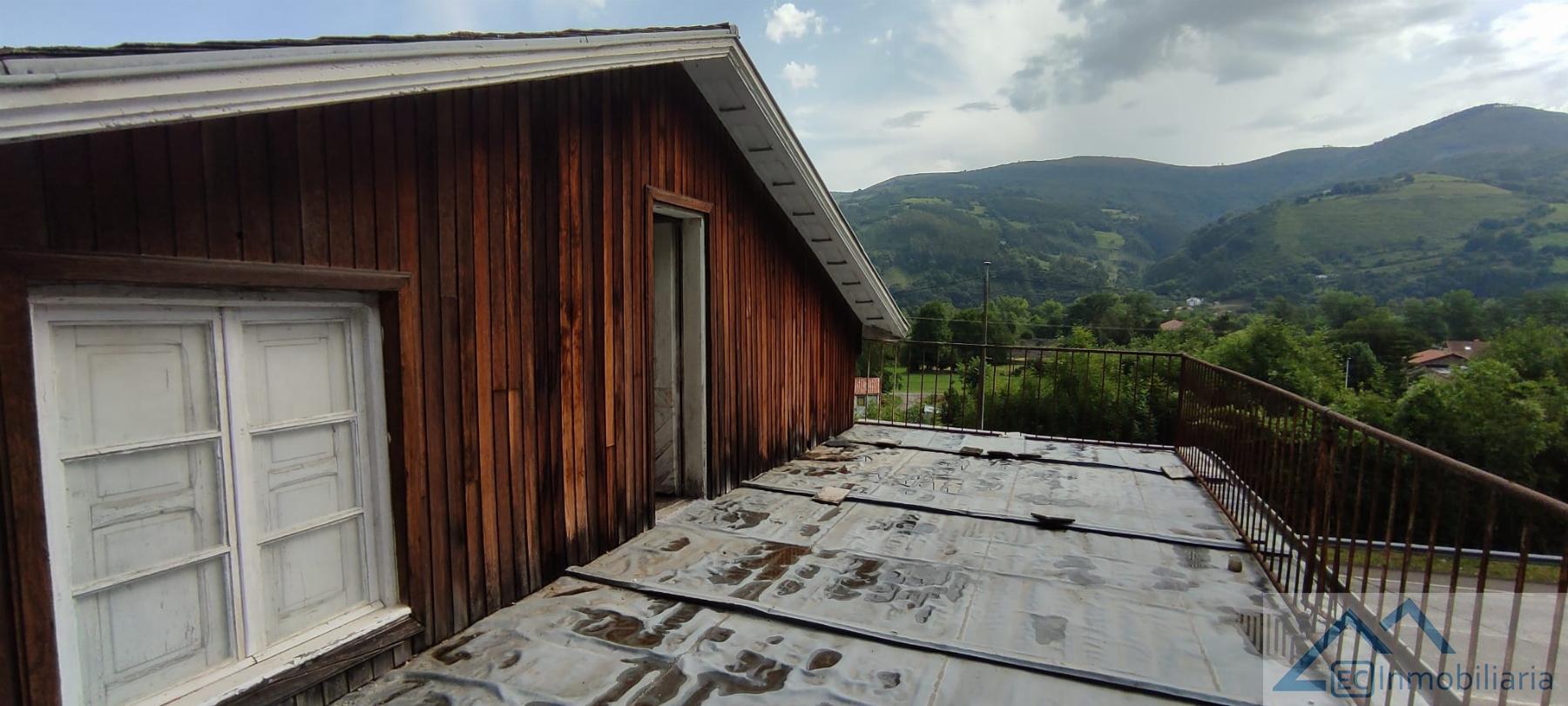 For sale of house in Corvera de Toranzo