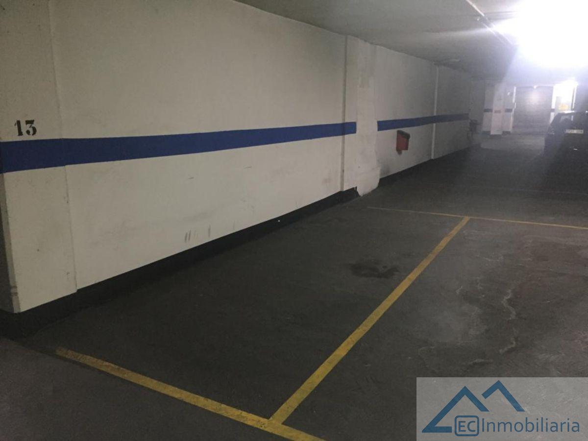 For rent of garage in Santander