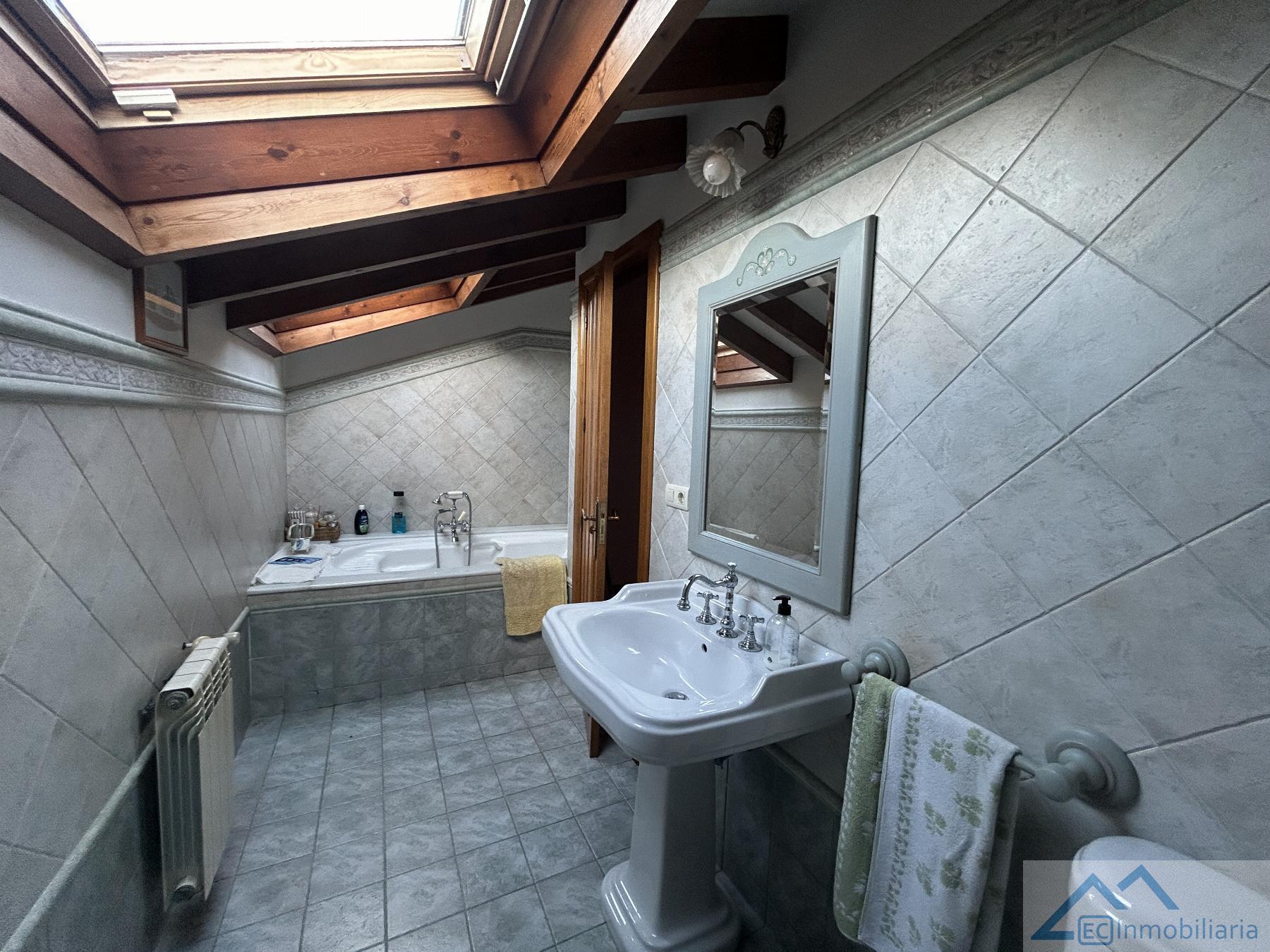 Venta de chalet en Piélagos