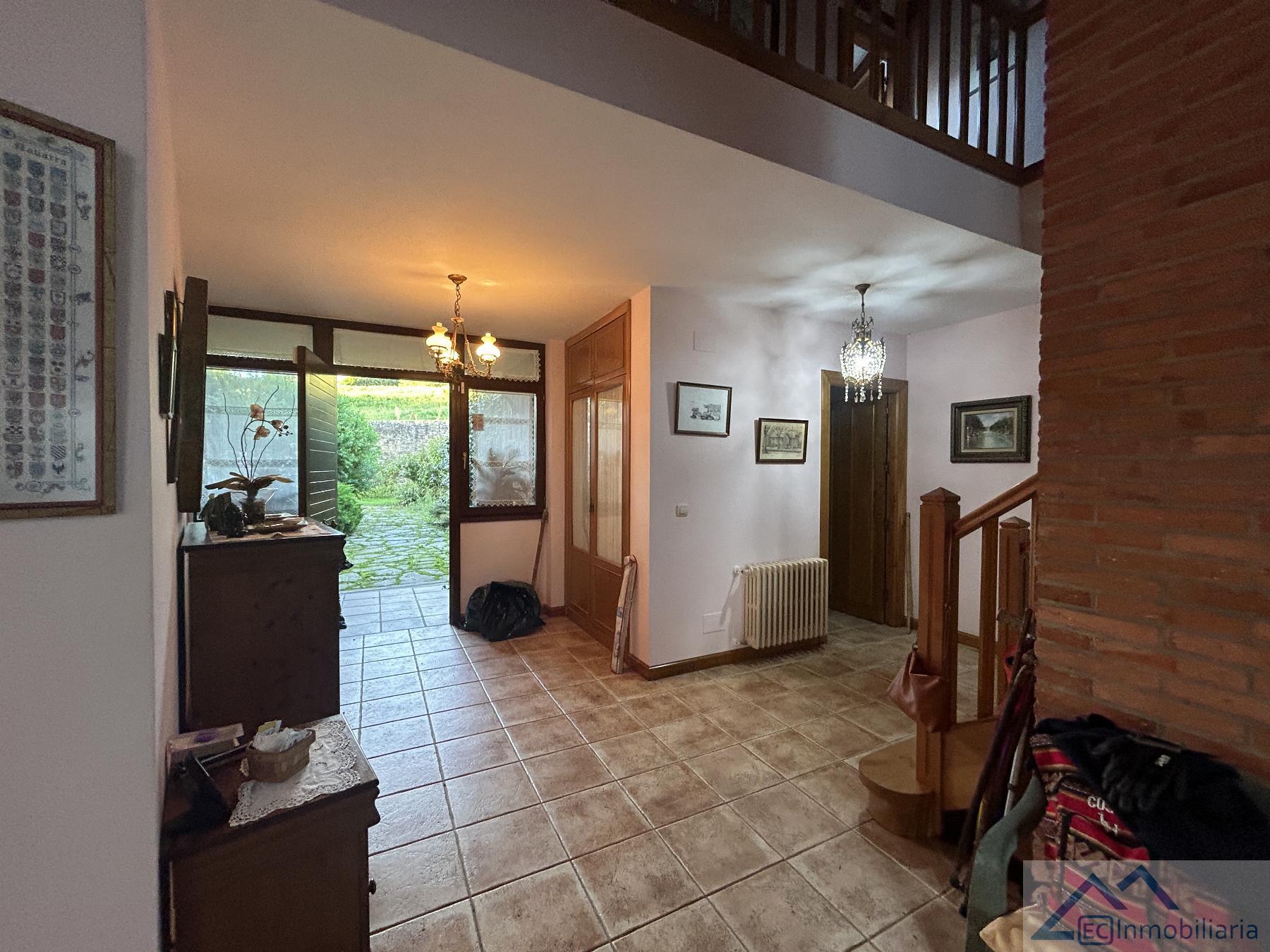 Venta de chalet en Piélagos