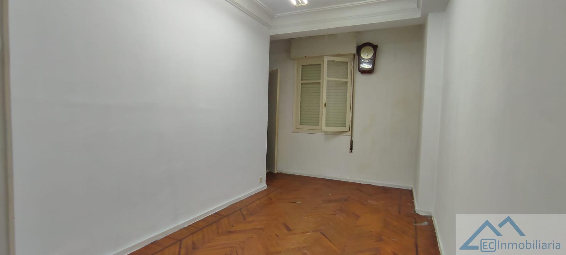 For sale of flat in Santander